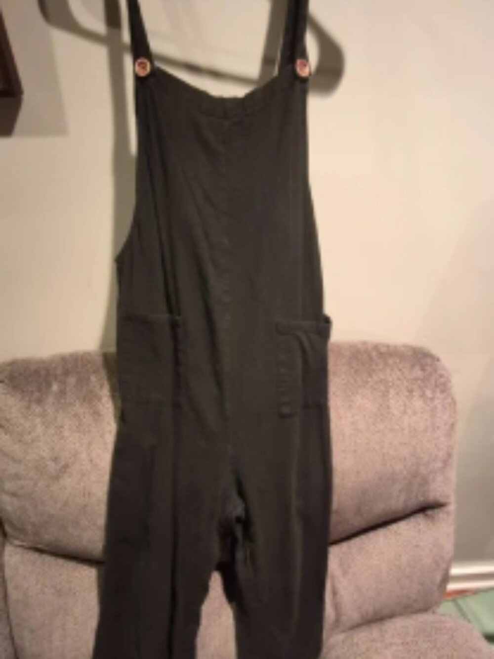 Black vintage jumper